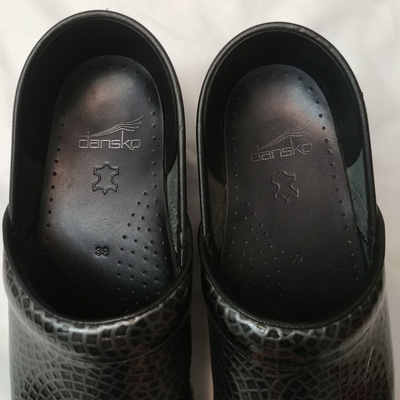 Dansko shoes - Picture 3 of 6